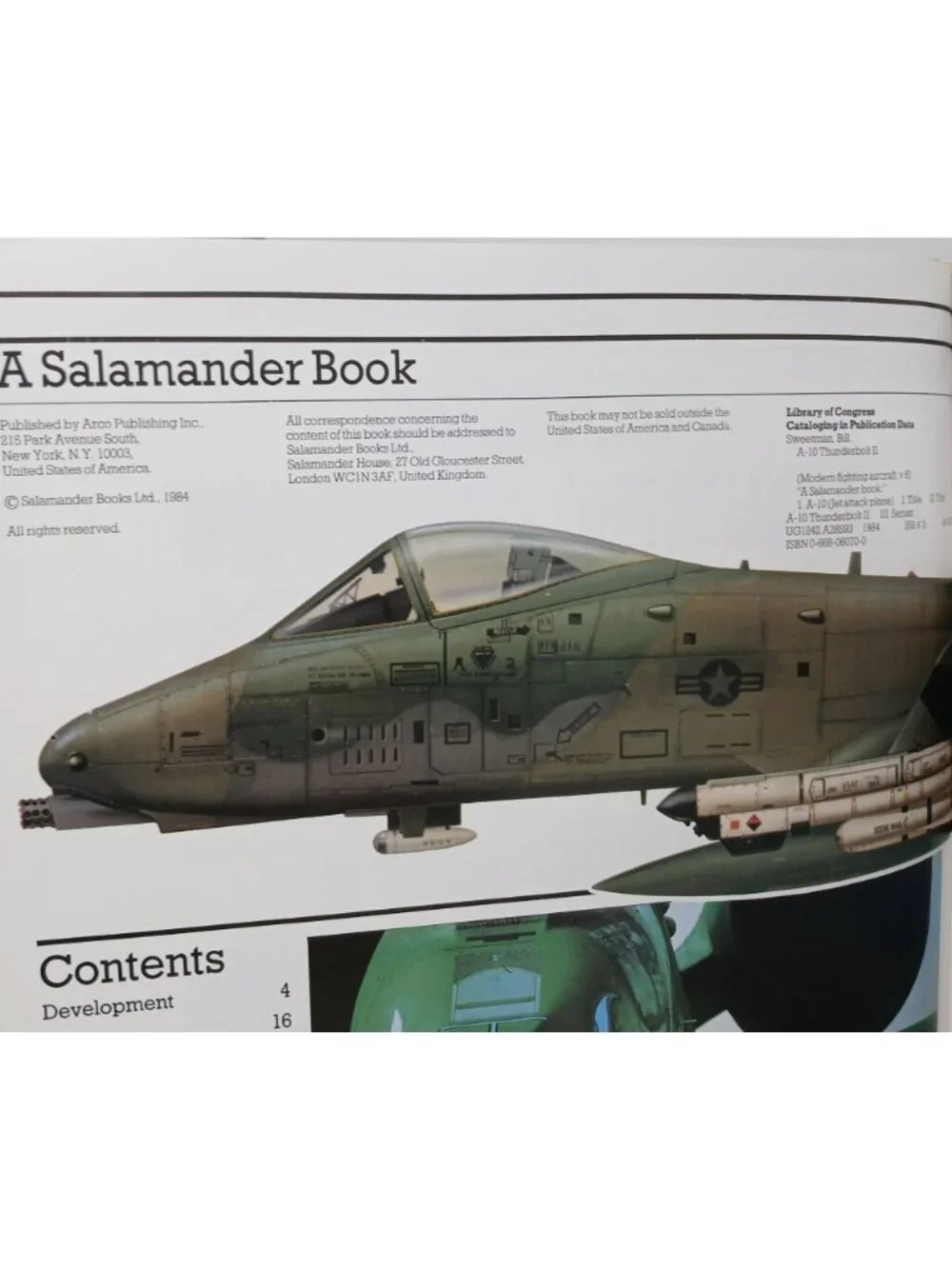 Modern Fighting Aircraft A-10 HC Bill Sweetman 1984 Profiles Photos VG #S-10